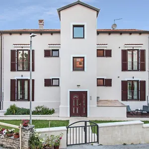 https://apartments-villa-alba-ii.in-istria.net