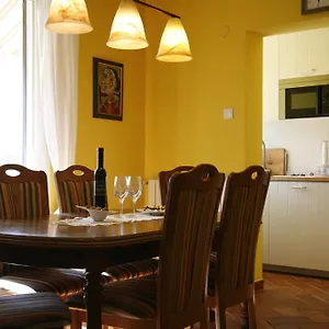 https://apartment-ema-porec.in-istria.net